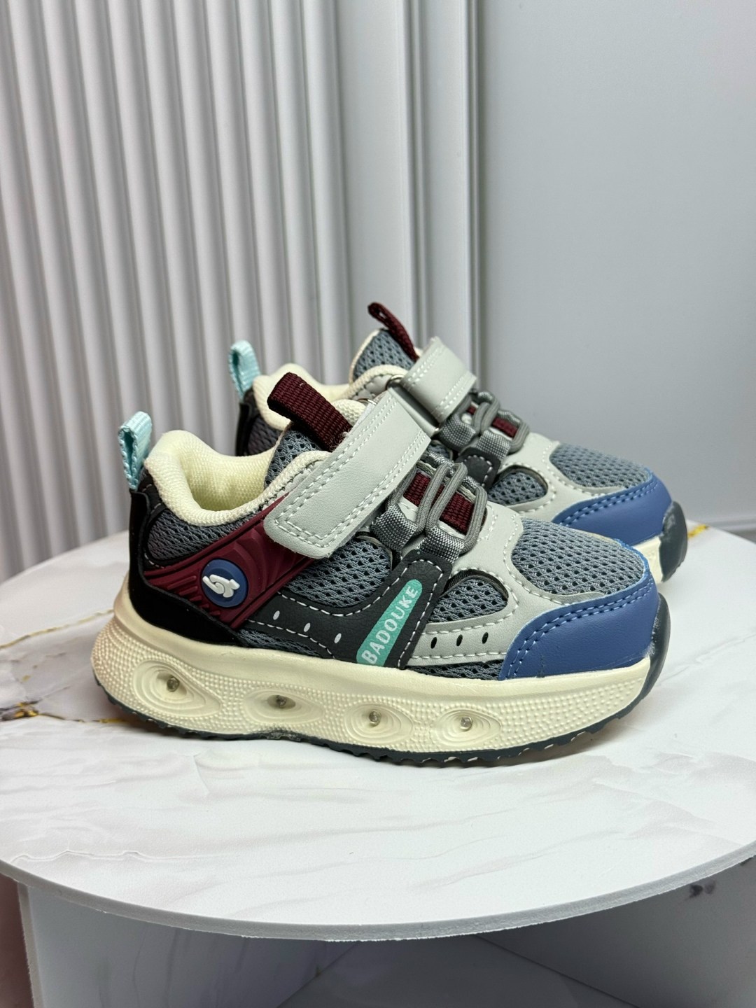 детские кроссовки,кроссовки мальчику,детские кроссовки для мальчика,кроссовки,кроссовка детская