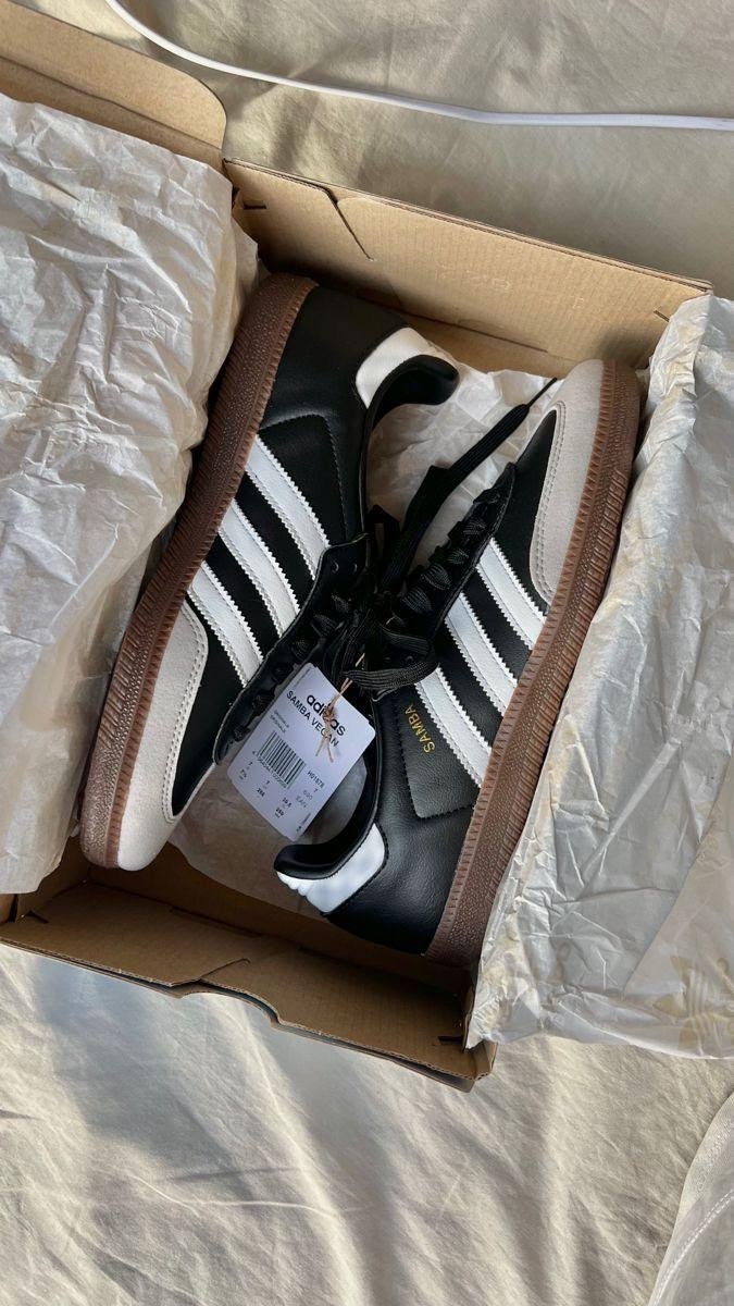 ,адидас самба outfits,кроссовки тренд,adidas superstar outfit,adidas samba og