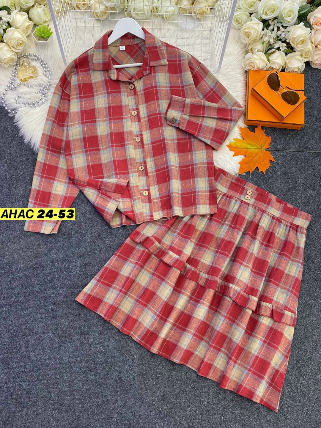 женское платье в клетку,платье-рубашка в клетку,платье в клетку,женское платье рубашка,платье в клетку миди