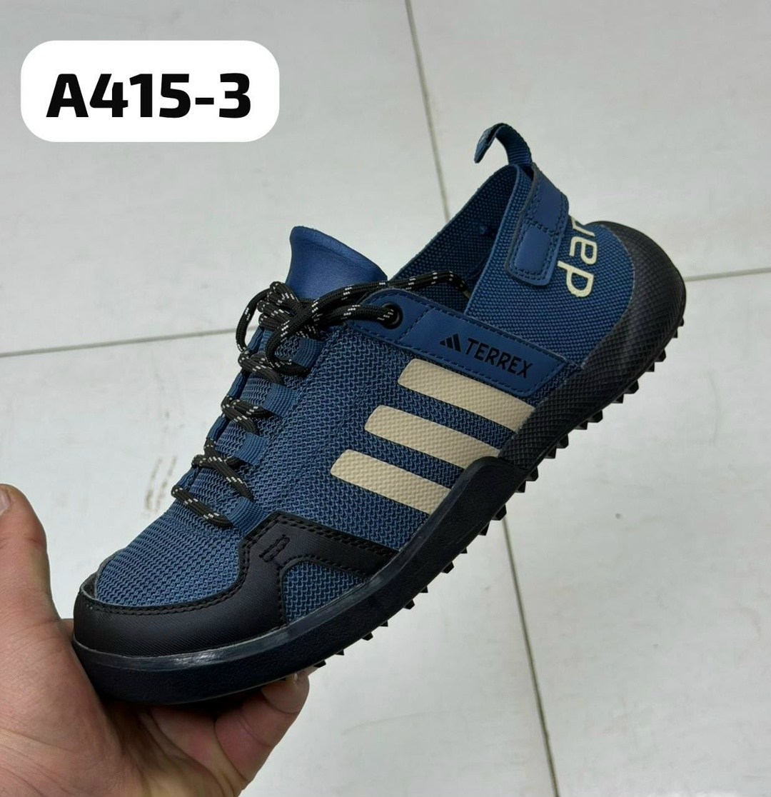 кроссовки адидас с сеткой на подошве,кроссовки adidas,кроссовки мужские adidas,adidas daroga кроссовки мужские,кроссовки адидас