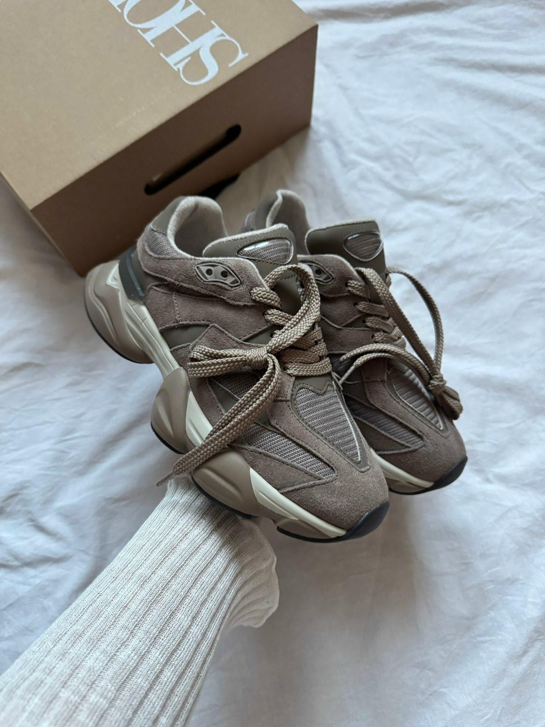 кроссовки new balance 9060,женские кроссовки,кроссовки,кроссовки new balance,серые кроссовки