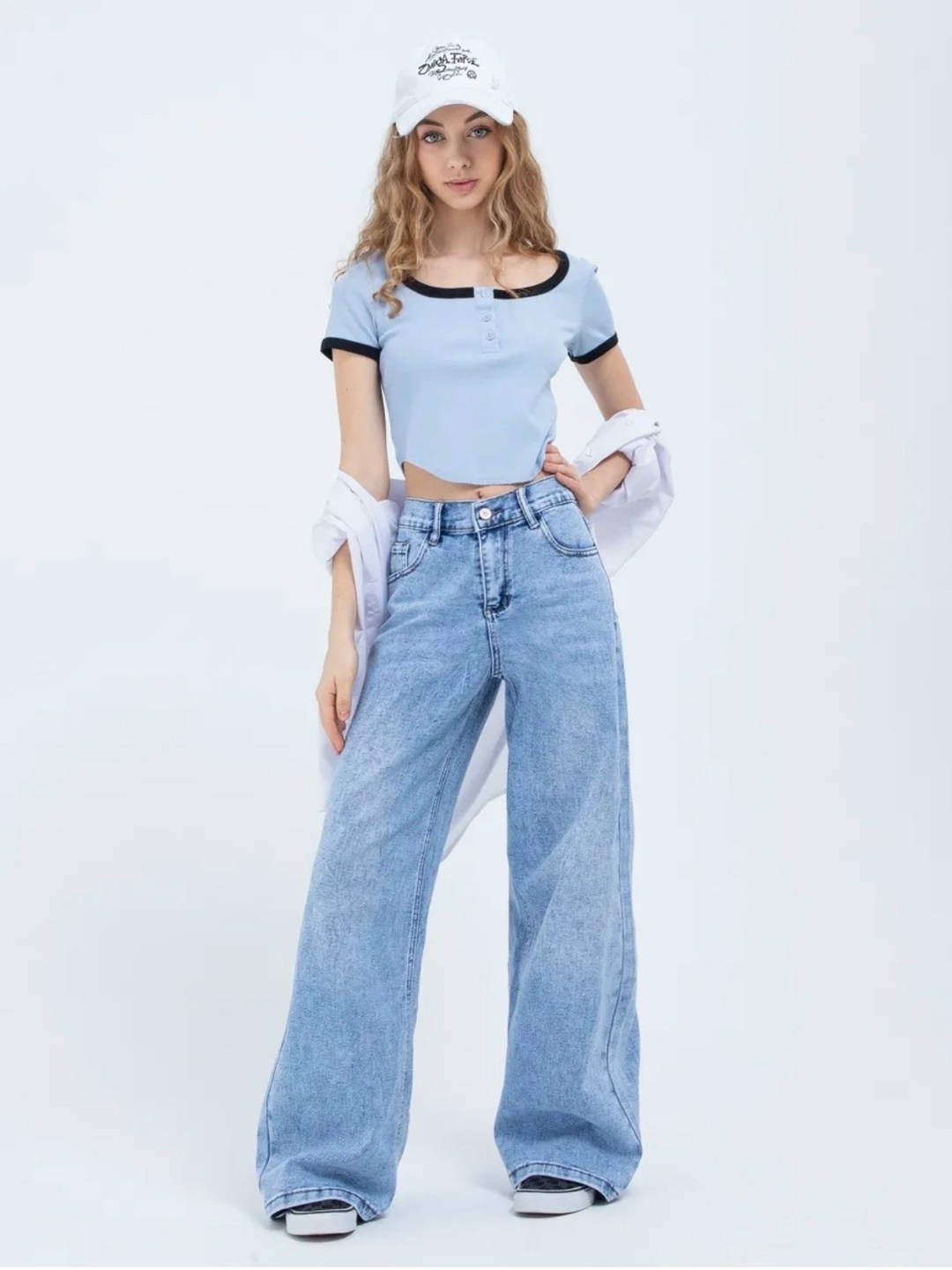 голубые джинсы,джинсы для женщин,джинсах,широкие джинсы