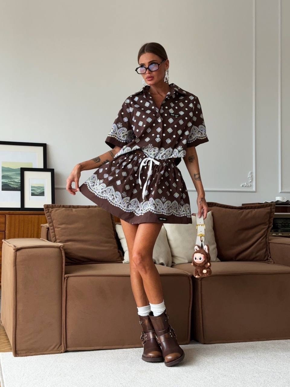 рубашка с принтом,модные наряды,женские наряды,одежда стильная