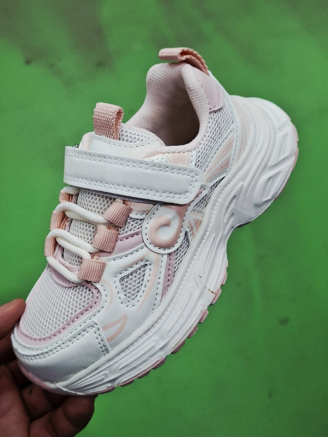 кроссовки,кроссовка детская,кроссовки adidas,детские кроссовки,