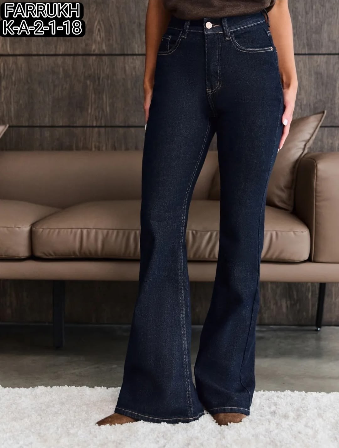 джинсы клеш от колена с высокой посадкой,джинсы клеш с высокой посадкой,джинсы клеш женские,женские джинсы клеш с высокой посадкой,джинсы клеш от колен