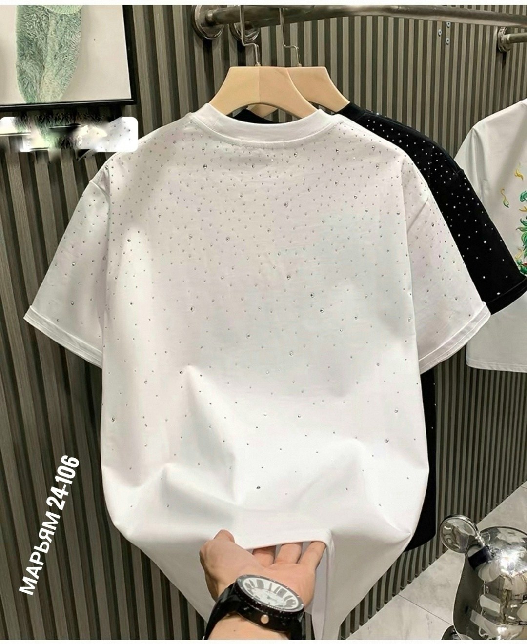 мужские футболки с заклепками,мужская футболка с коротким рукавом,мужские футболки со стразами,мужская футболка со стразами и заклепками