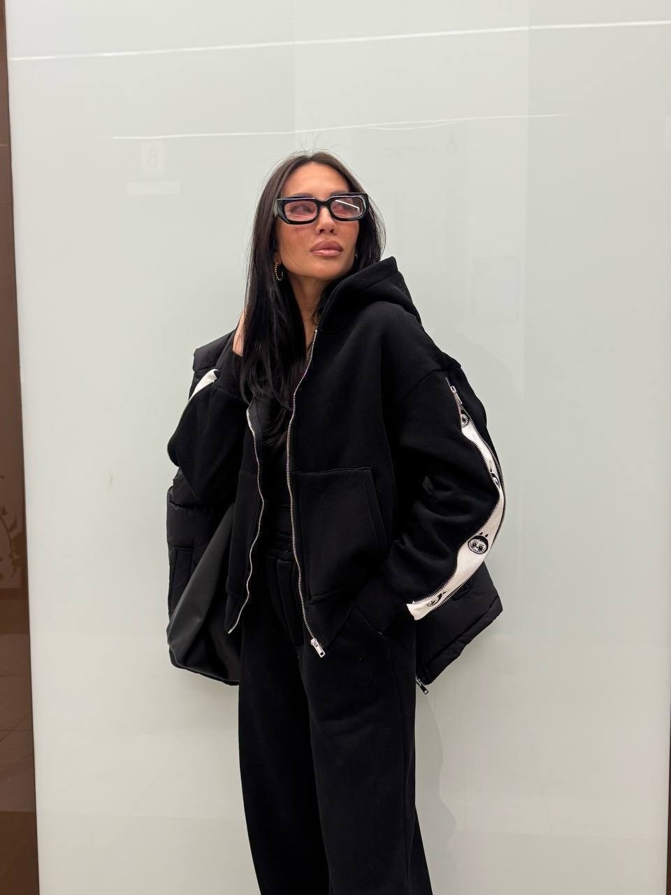 miu miu женский чёрный костюм тройка,костюм тройка miu miu,стильный костюм,женский теплый костюм тройка miu miu,женский костюм