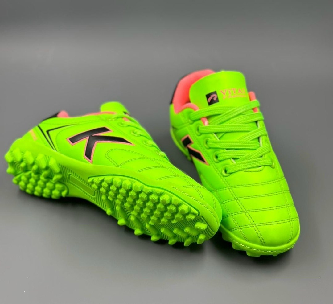 сороконожка для футбола,сороконожки футбольные,футбольная ,футбольная бутса,бутсы сороконожки