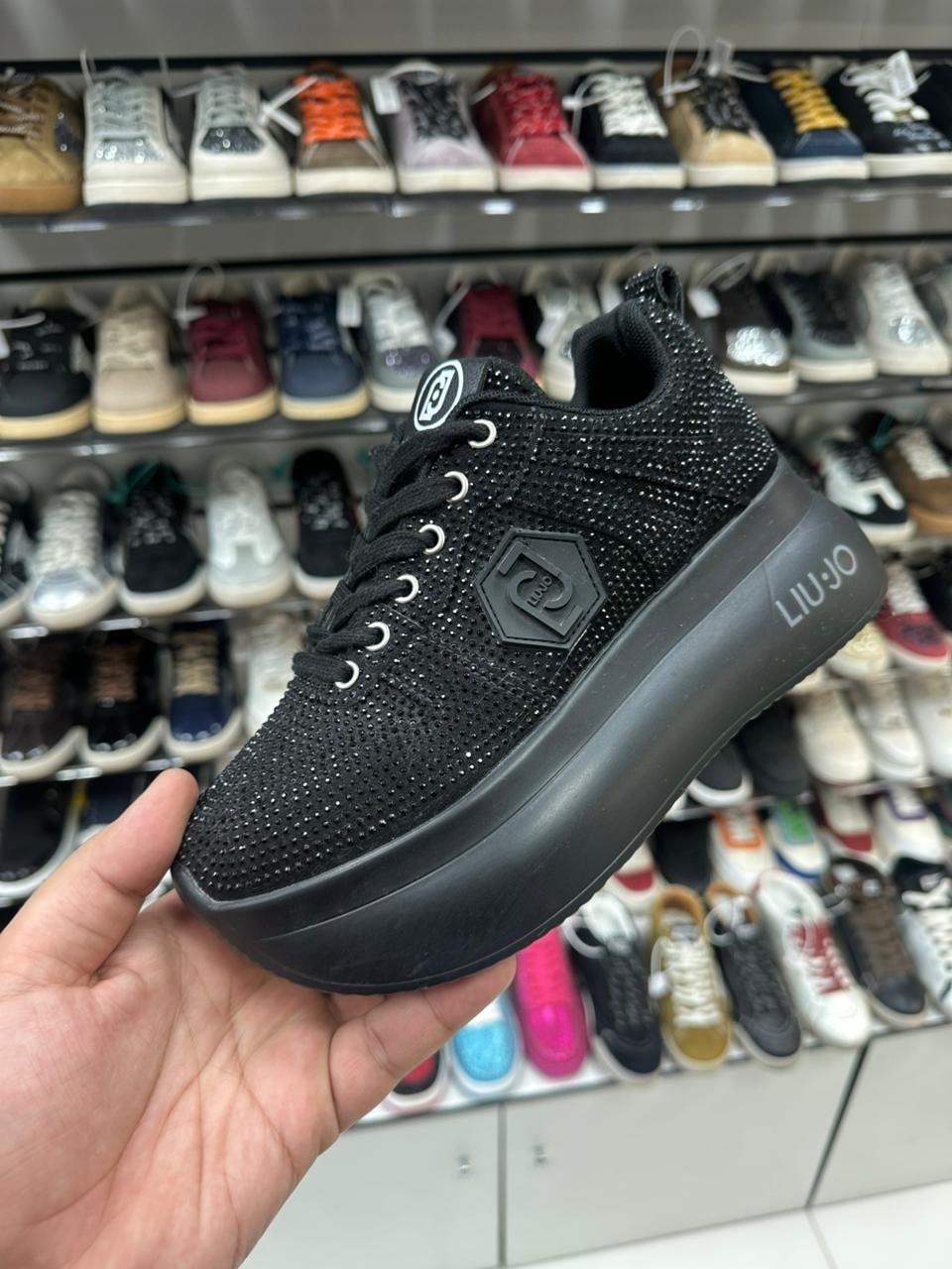 ,кроссовки женские liu jo,женские кроссовки,кроссовки liu jo,брендовые кроссовки
