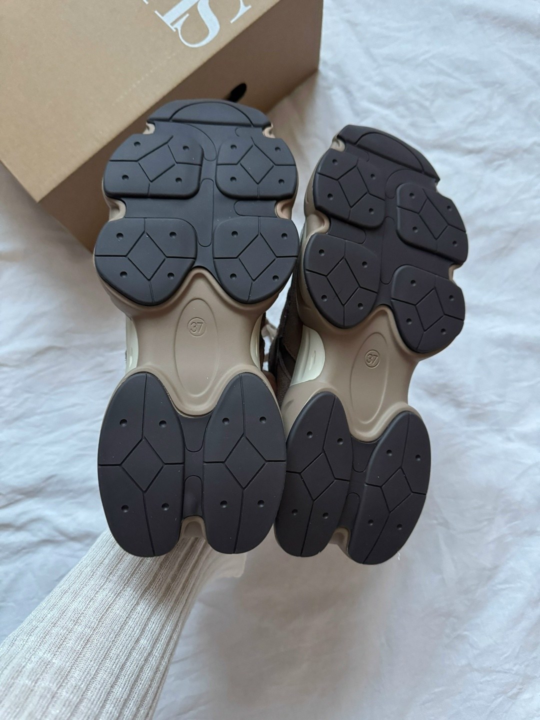 кроссовки new balance 9060,женские кроссовки,кроссовки,кроссовки new balance,серые кроссовки