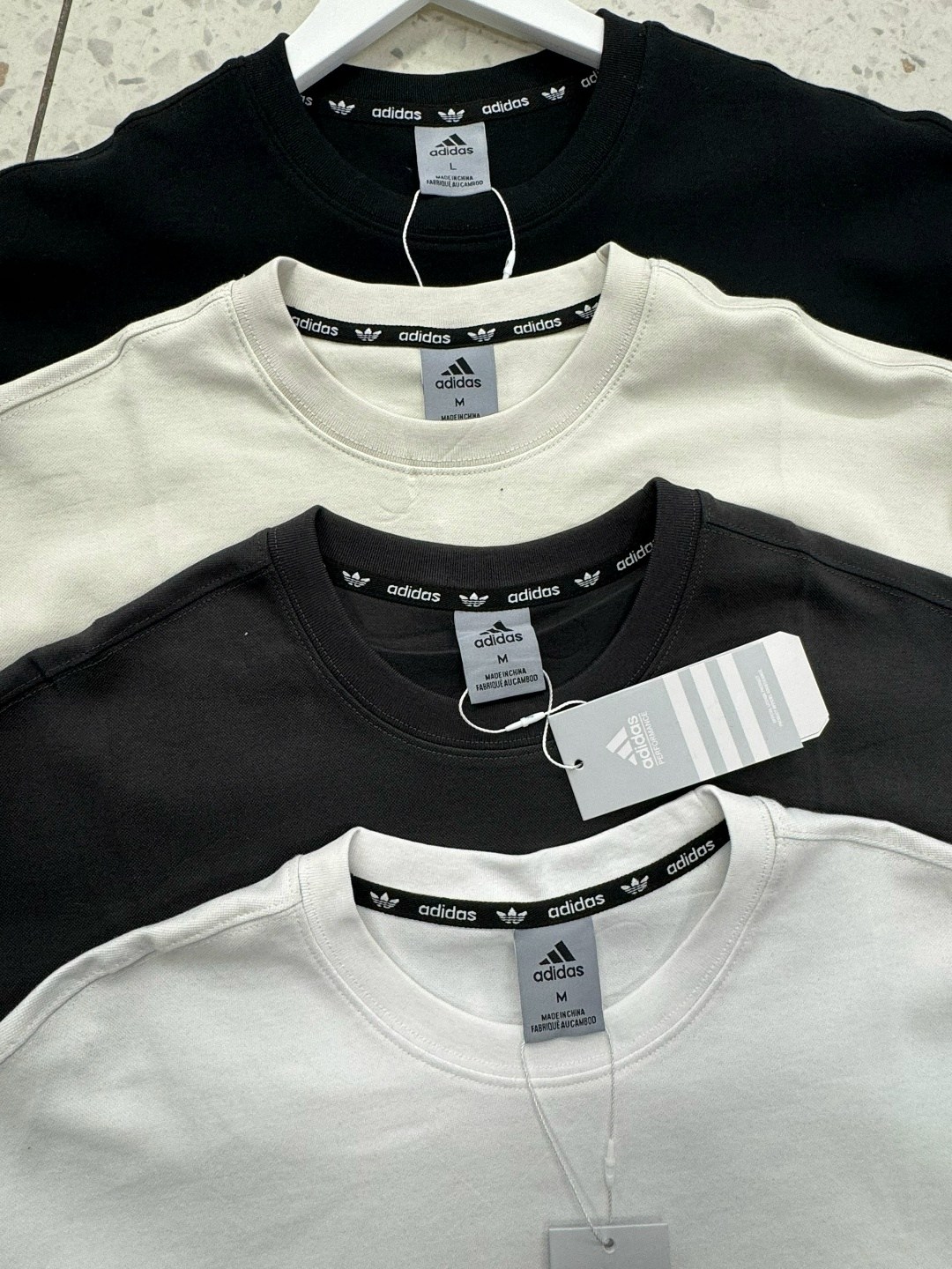 спортивные костюмы для мужчин,футболки адидас,костюм спортивный мужской,мужской костюм с шортами,футболки мужские