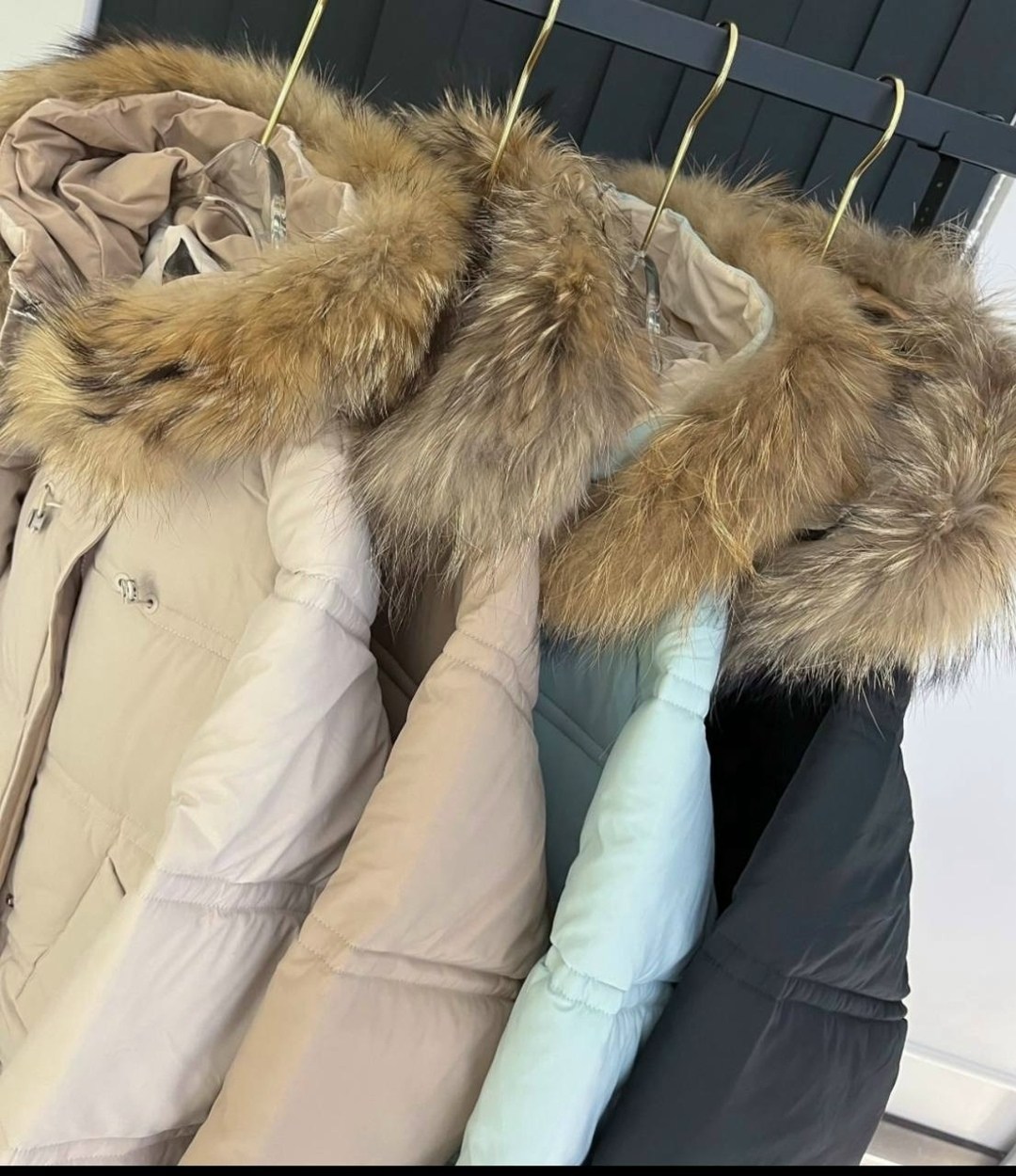 пуховик натуральный,куртка с натуральный мехом,куртка пуховик,женские пуховики,куртки пуховик зима мех натуральный
