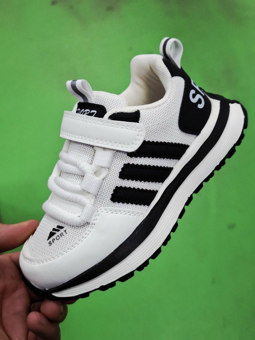 кроссовки,кроссовка детская,кроссовки adidas,детские кроссовки,