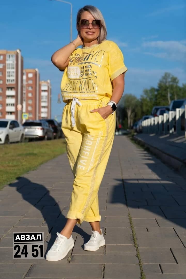 костюм женский,костюм спортивный женский,костюм с брюками,трикотажные костюмы,костюм спортивный