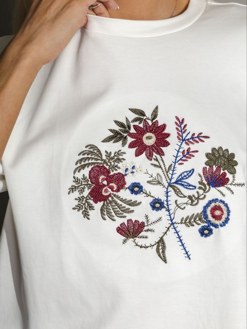 широкие брюки женские,широкие брюки,футболки женская,брюки женские,одежда для женщин