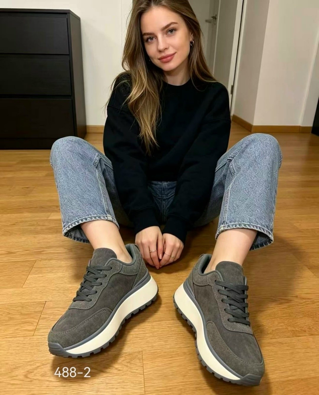 женщин,обувь,молодая женщина,девушка большая,свитшот женская