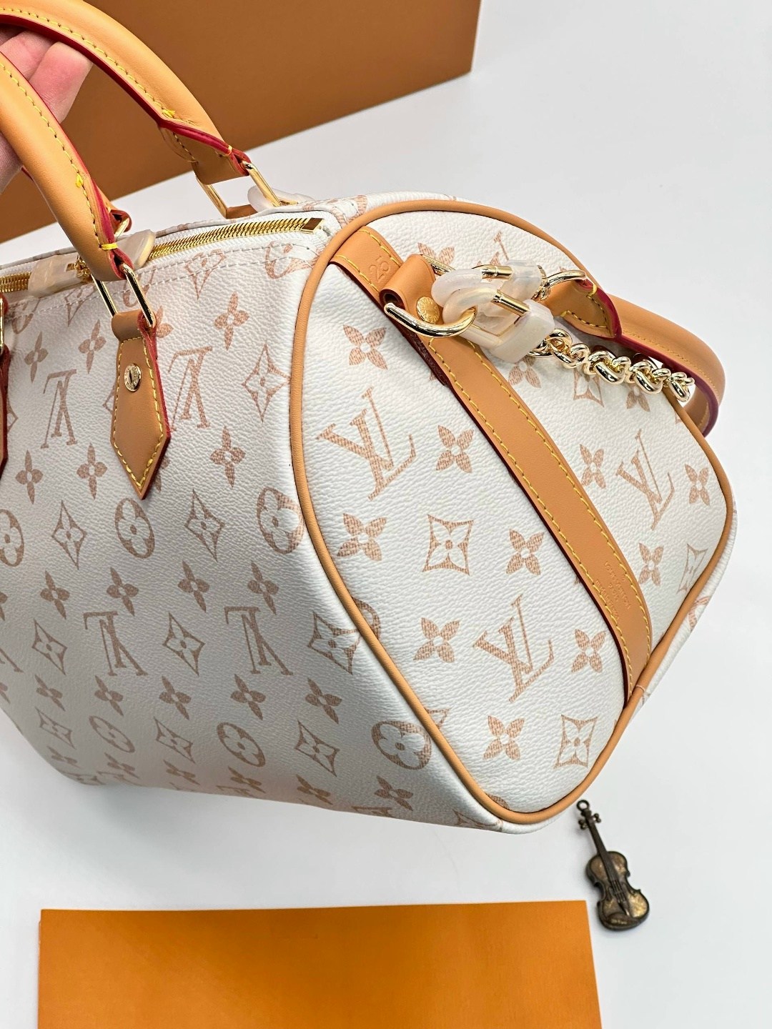 сумка louis vuitton,louis vuitton сумка женская,louis vuitton сумка на плечо,маленькие сумки луи витон,сумка луи витон женская