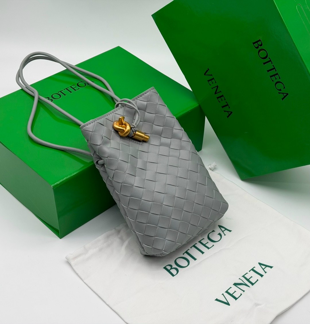 сумка bottega veneta женская,bottega veneta сумка,кожаная сумка bottega veneta,сумка bottega,сумка на плечо bottega veneta