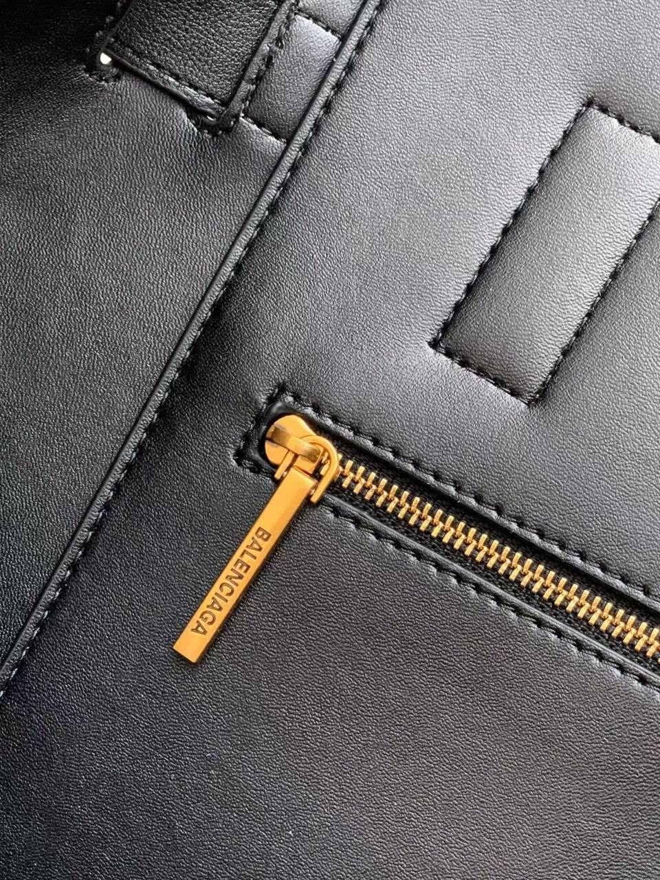 сумка balenciaga,сумка женская balenciaga,сумка,сумка баленсиага,модная сумка