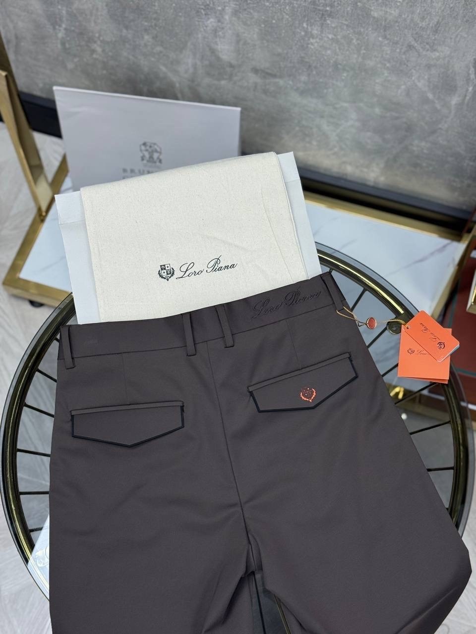 брюки классические,элегантные брюки,мужские брюки,брюки модные,брендовые брюки