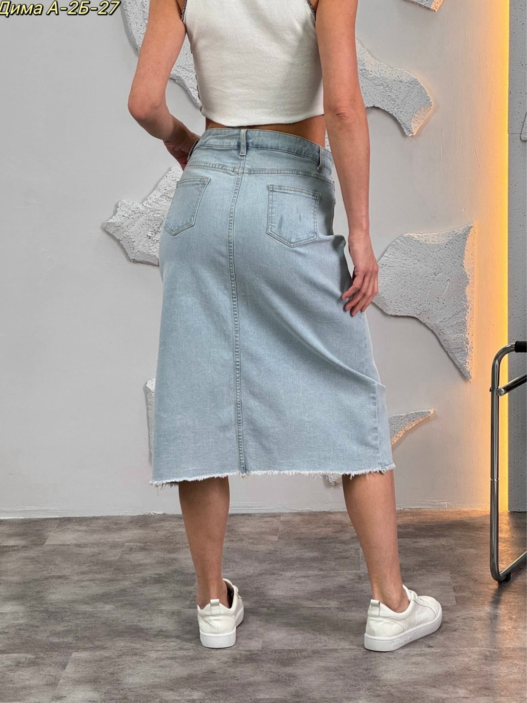 юбка миди джинсовая с разрезом спереди ниже колен,джинсовая юбка,джинсовая юбка миди,женская юбка джинсовая,юбка джинсовая миди с разрезом спереди