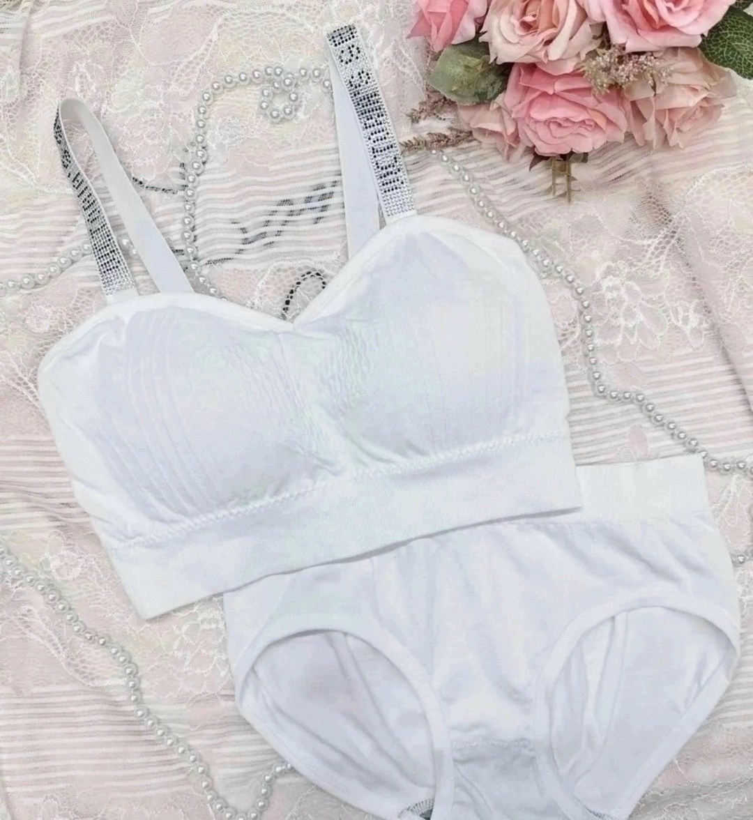 женский комплект нижнего белье,комплект нижнего белья,трусы топики,нижнее белье ,женская нижнее белье