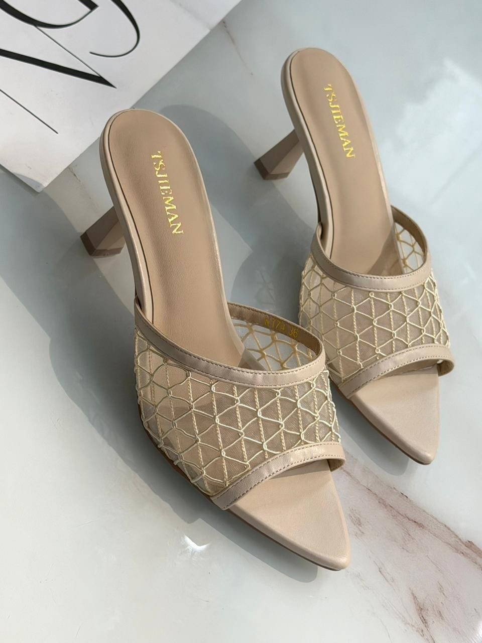 ,женские босоножки,летние босоножки на маленьком каблуке,сандалии босоножки,босоножки боттега