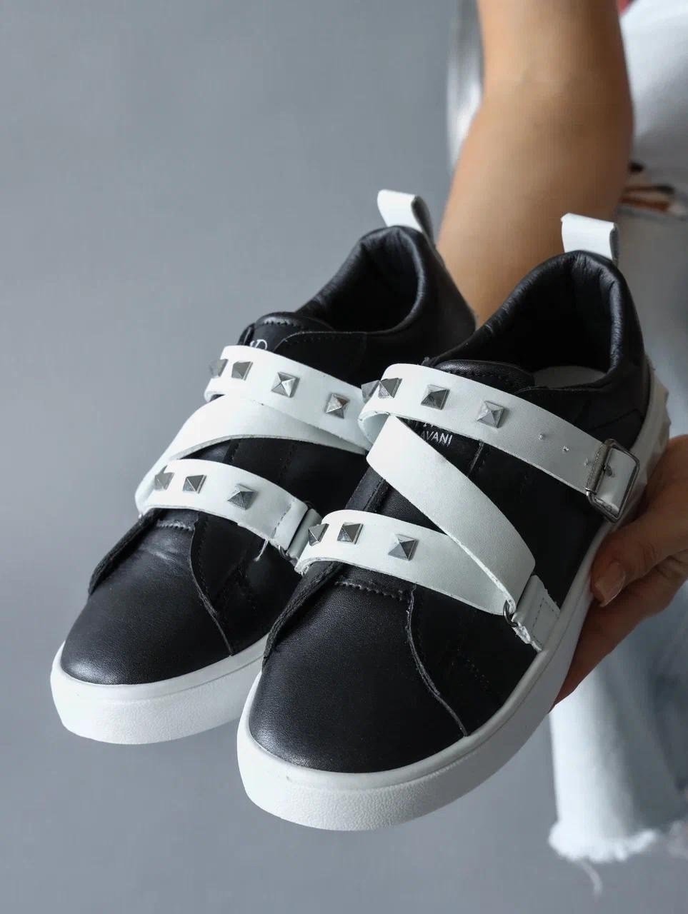 , женская, модная,обуви,кроссовки с ремешком