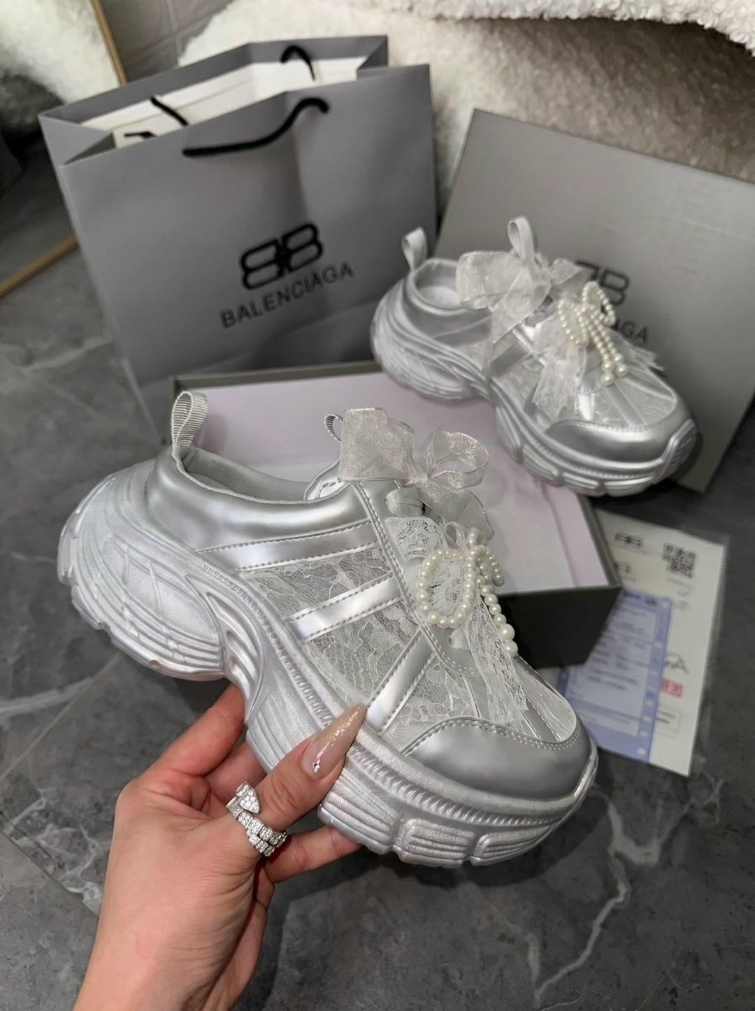 кроссовки,кроссовки женскиe,массивные кроссовки,,модные кроссовки