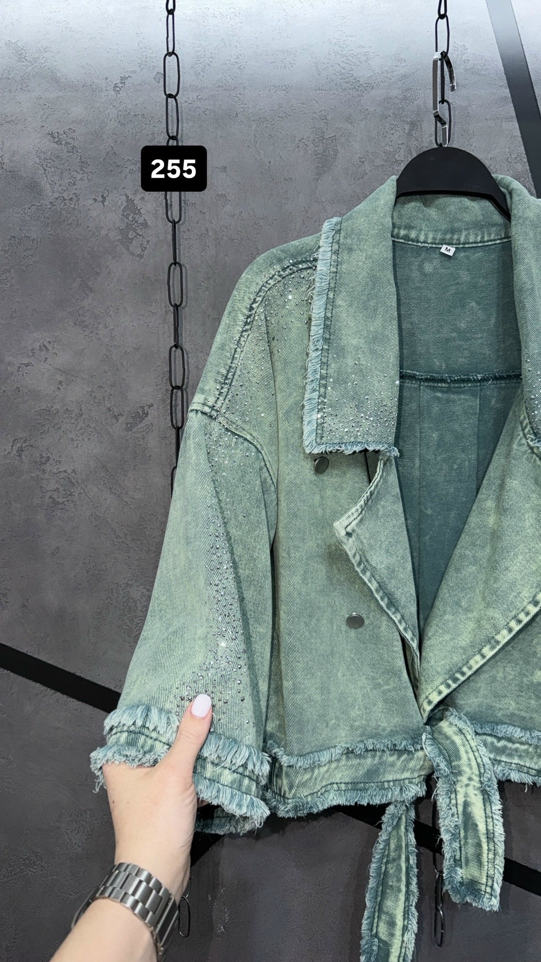 женская джинсовая куртка,джинсовая куртка,джинсовая куртка повседневная,повседневная куртка,джинсовая куртка стильная