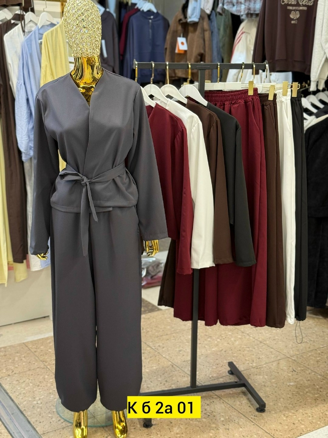 брючный костюм,брючный костюм женский,костюм женский,серый брючный костюм женский,костюм