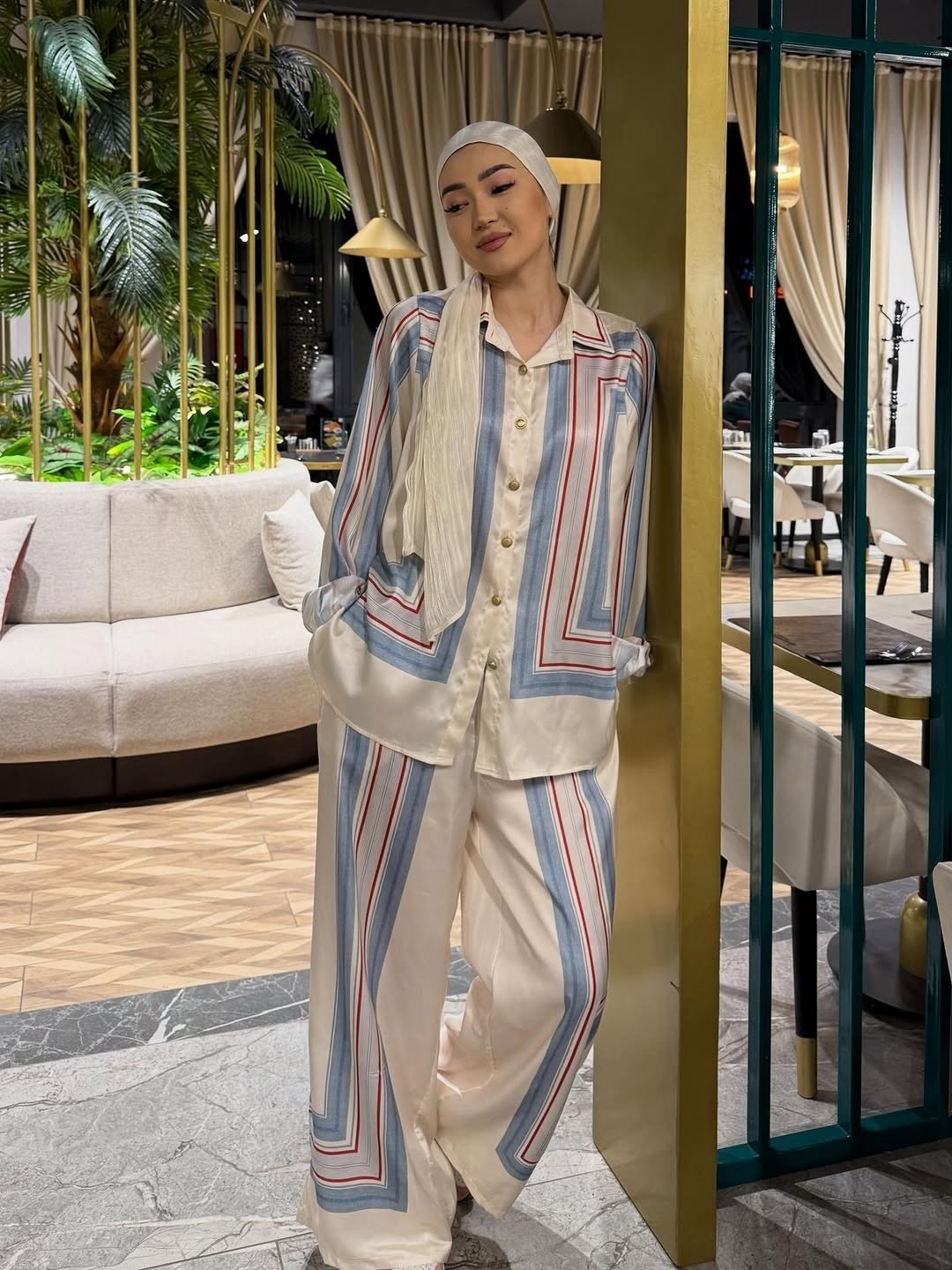 костюм классический,брючный комплект,пижамные костюмы,брючные женские костюмы,брючной костюм