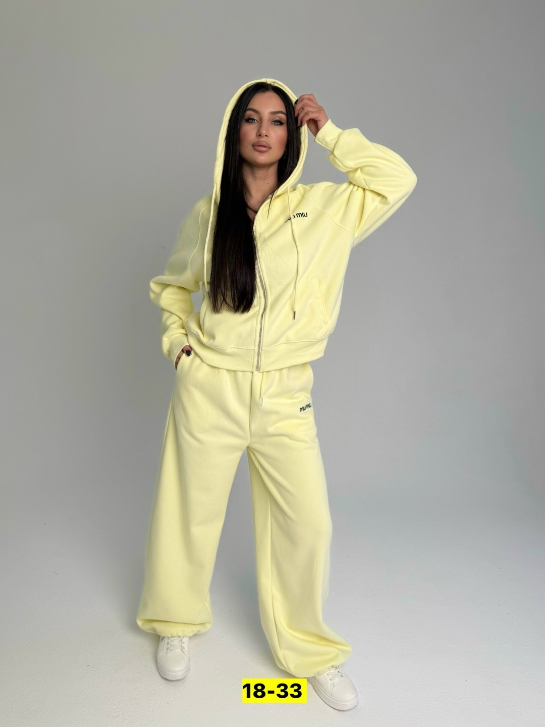 костюм спортивный женский,костюм спортивный,велюровый спортивный костюм,женский костюм,костюм велюровый