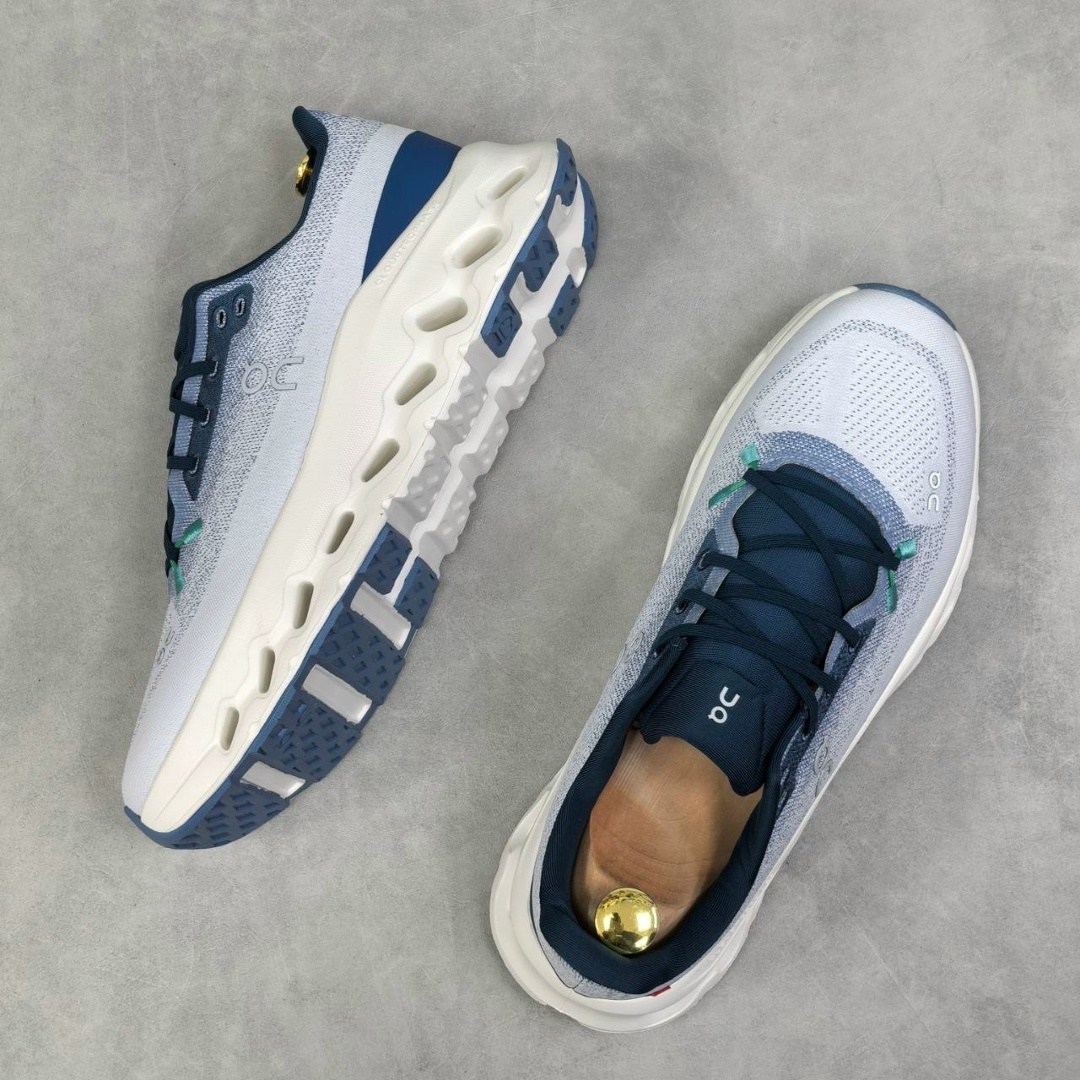 ,спортивные кроссовки,кроссовки,спортивная ,повседневные кроссовки