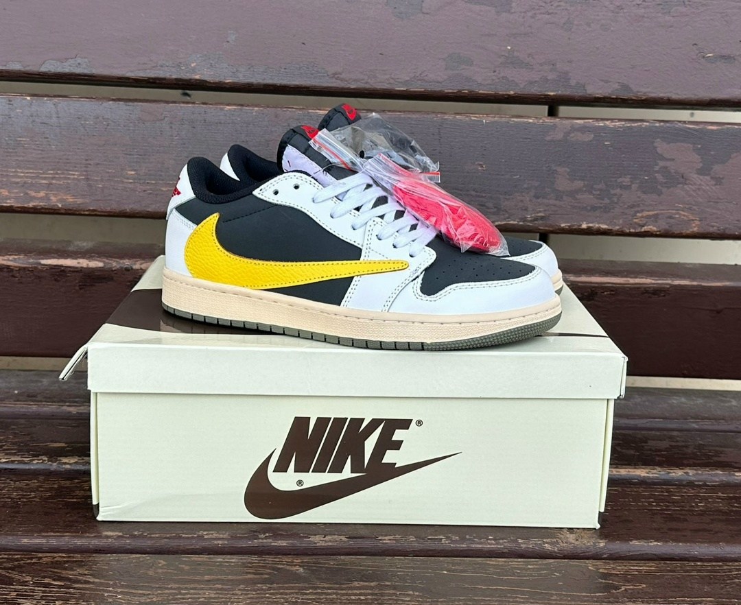 кроссовки nike air jordan 1 low x travis scott,кроссовки travis scott x air jordan 1 low,travis scott x air jordan 1 low og,air jordan 1 low travis scott,баскетбольная
