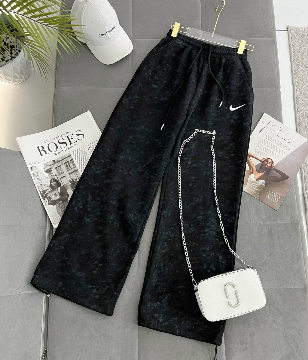 брюки спортивные,спортивные штаны,брюки женские nike,спортивные брюки женские,брюки в спортивном стиле