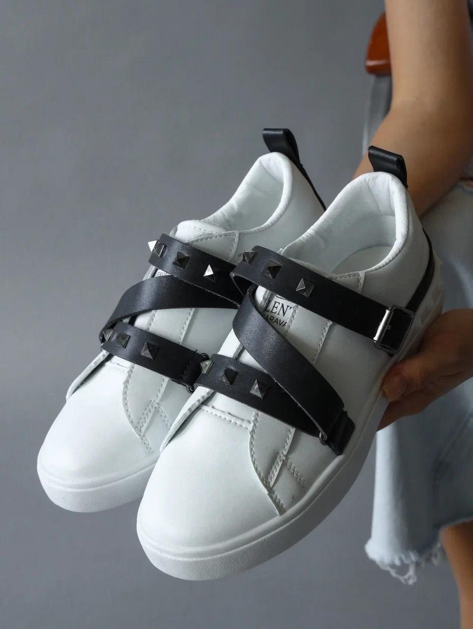 , модная, женская,кроссовки с ремешком,valentino кроссовки