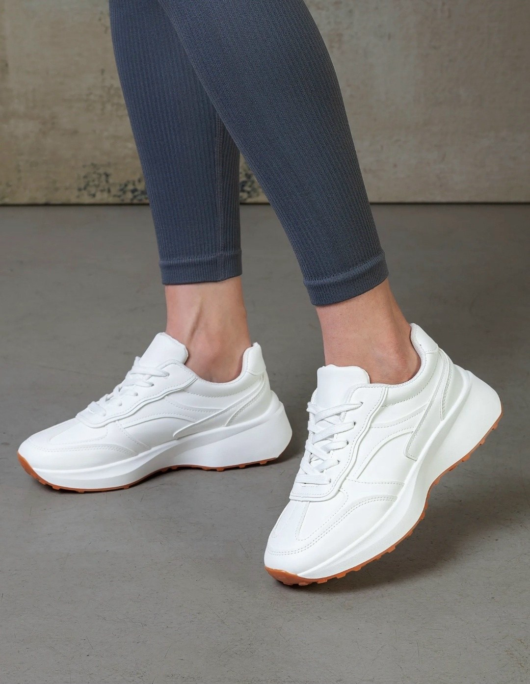 кроссовки женскиe,белые женские кроссовки,,кроссовки белая,женские модные кроссовки