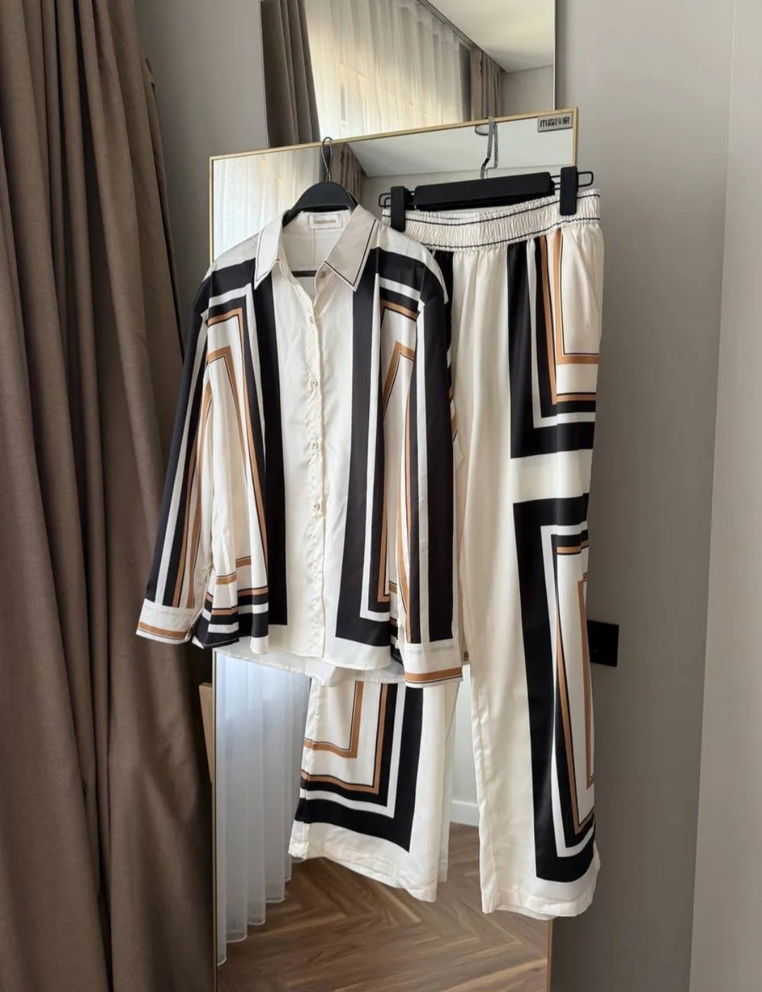 стильные костюмы,костюм с принтом,женские костюмы,шелковый костюм,пижамные костюмы