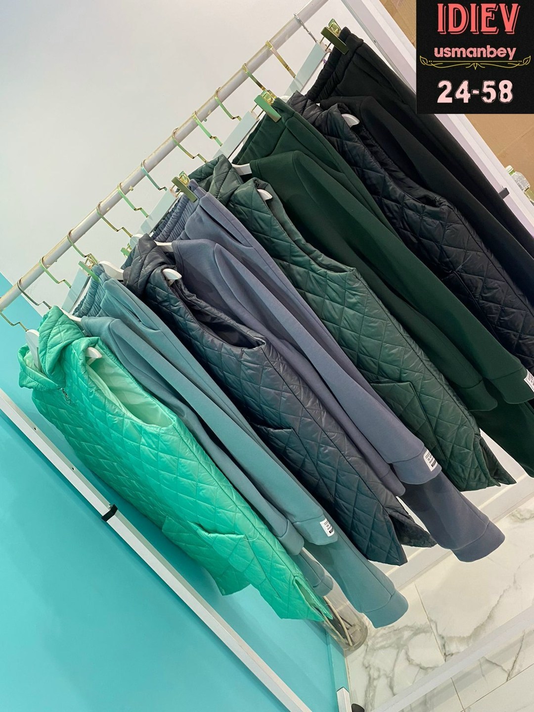 женский костюм тройка,женский костюм,жилет на синтепоне,жилетка женская,жилетка на синтепоне