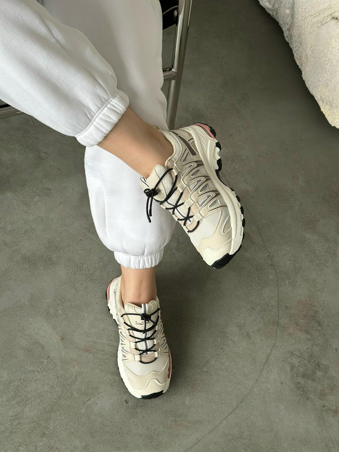 кроссовки женскиe,кроссовки,кроссовки ,кроссовки женские белый,бежевые кроссовки