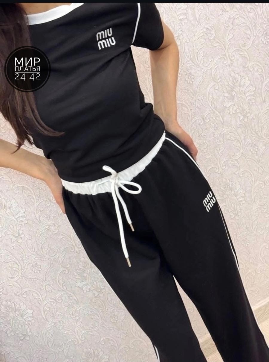 спортивные костюм,костюм спортивный женский,женские костюмы,chanel костюм спортивный женский с футболкой,костюм платья