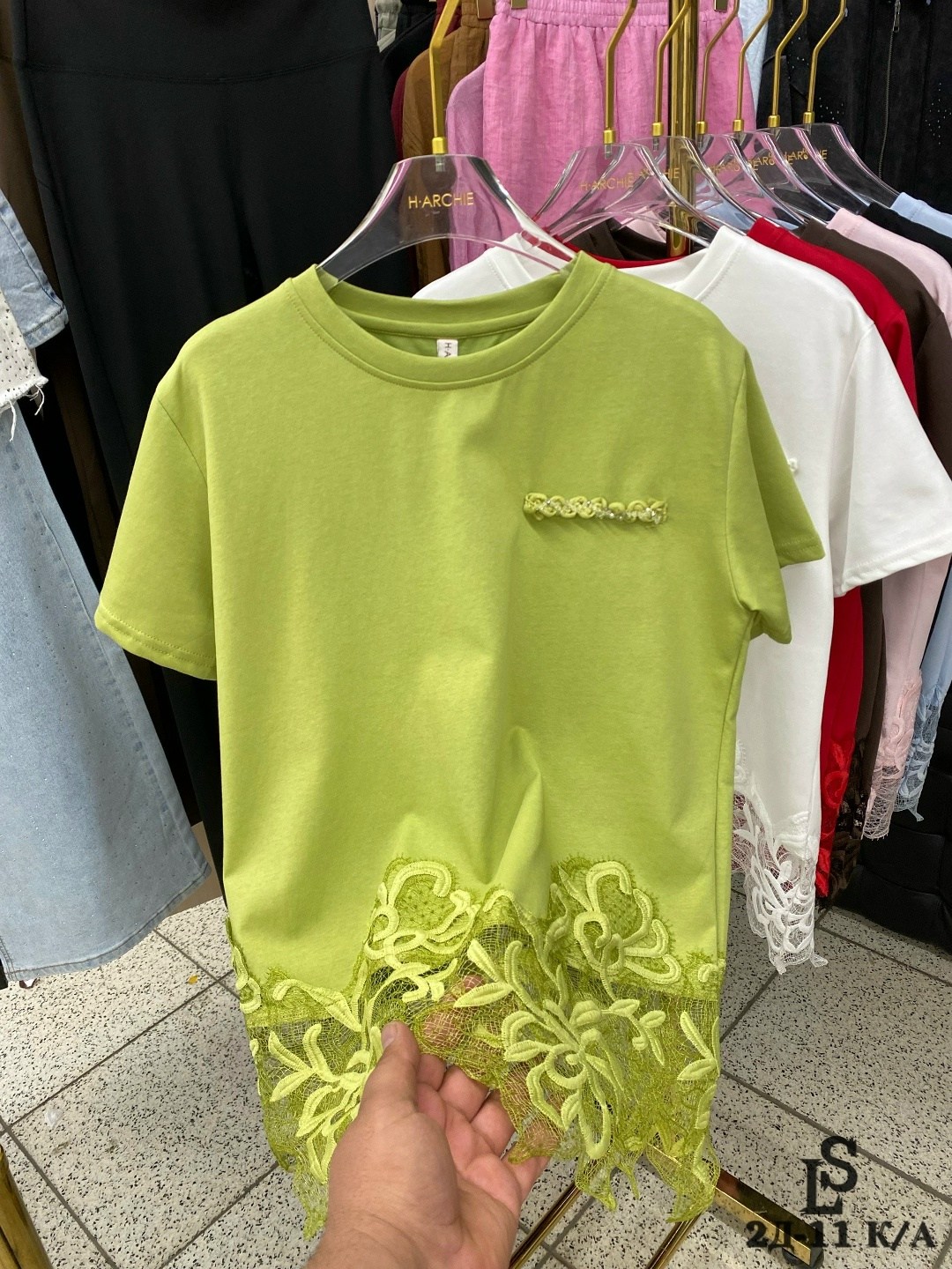 футболка с кружевами,футболка с кружевным низом,майка с кружевами,летние футболки,кружевная футболка