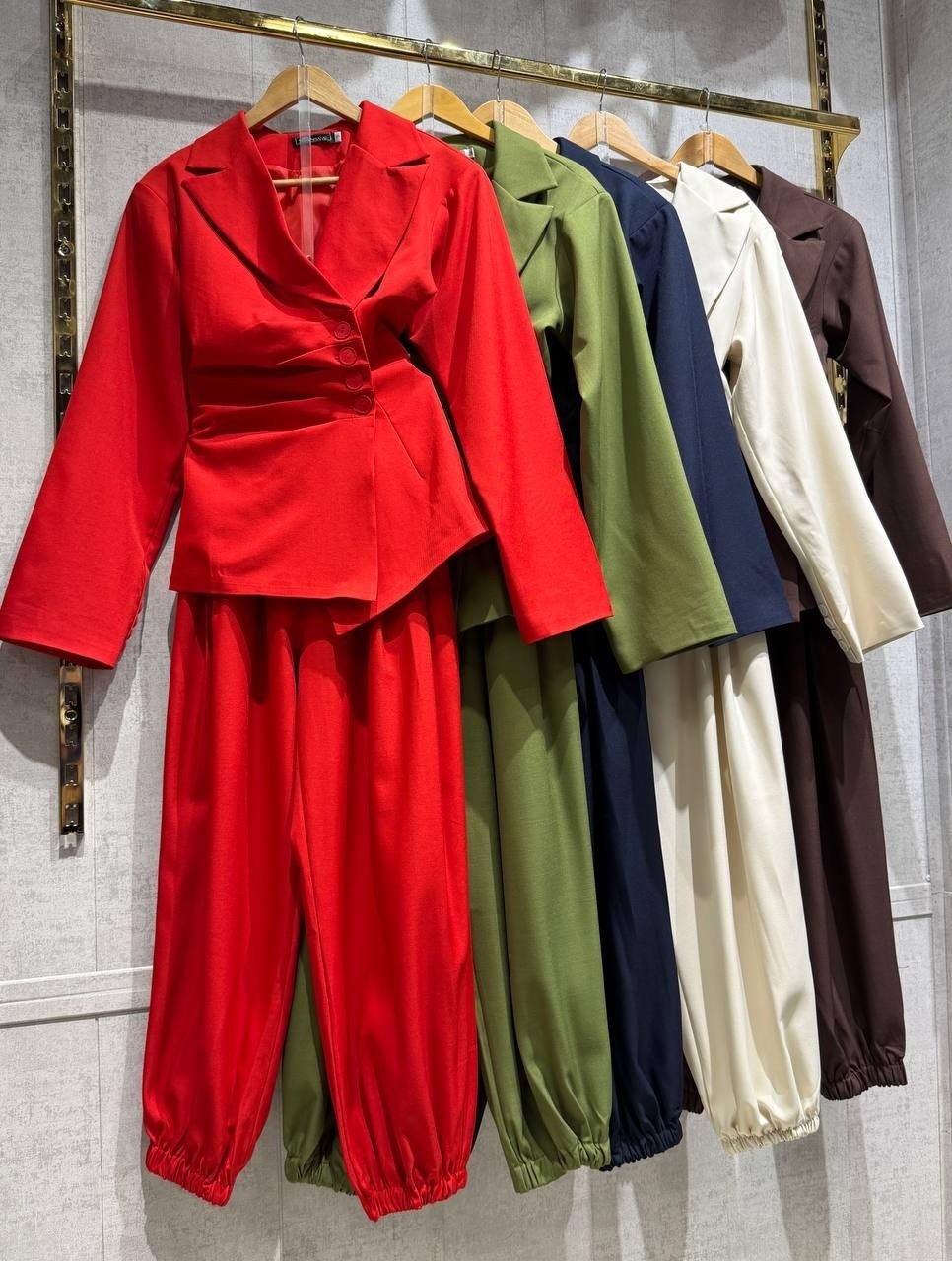 брючный костюм,брючный костюм женский,костюм,женский костюм,костюм с брюками алладинами