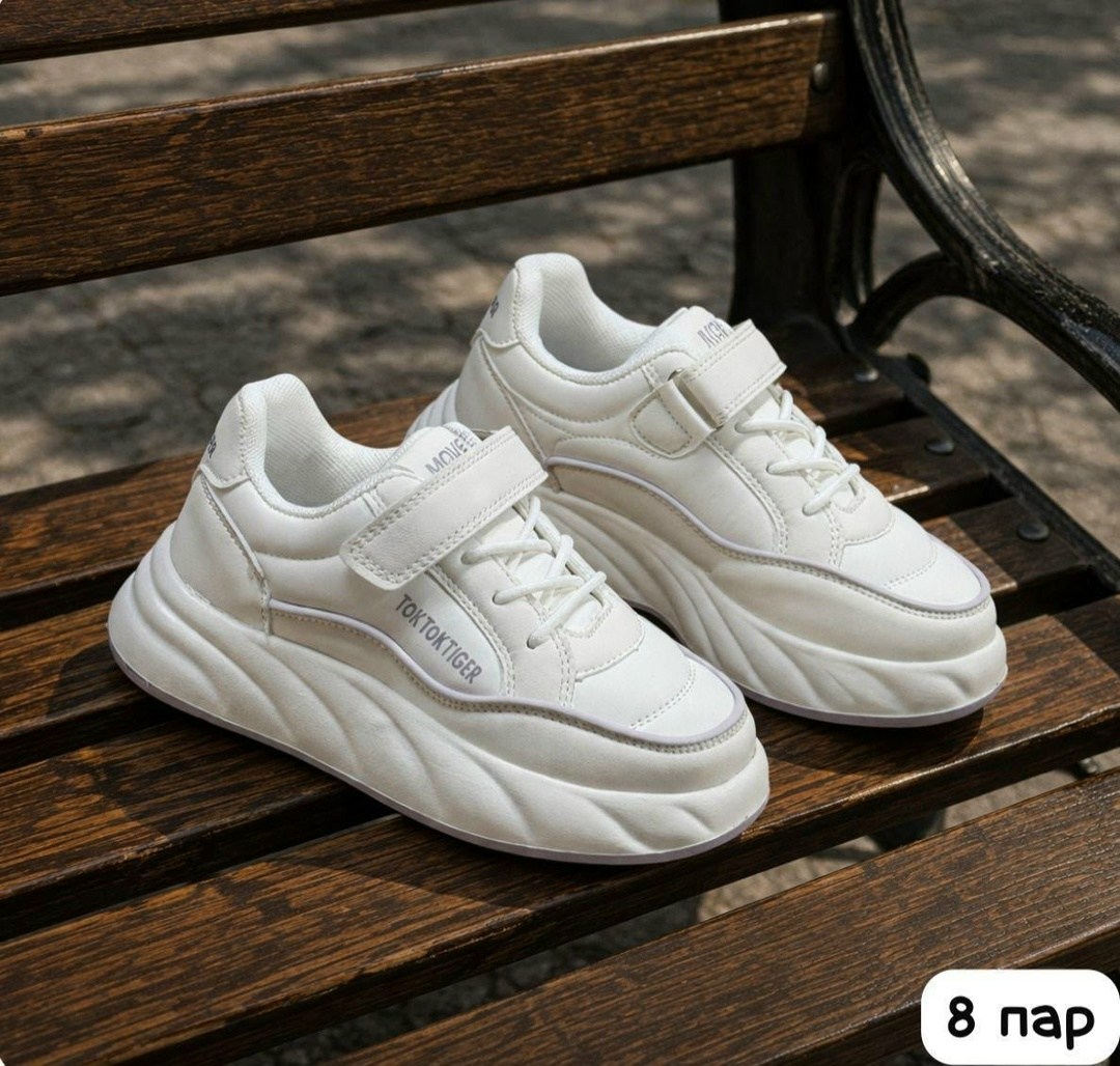 ,кроссовки женскиe,кроссовки женские черные,черные кроссовки,кроссовка