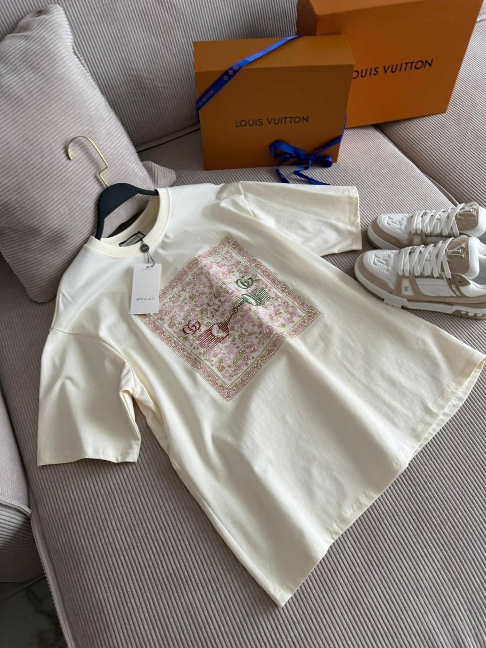 футболки модные,футболки женская,футболки женская оверсайз,стильная футболка,женские футболки с принтом