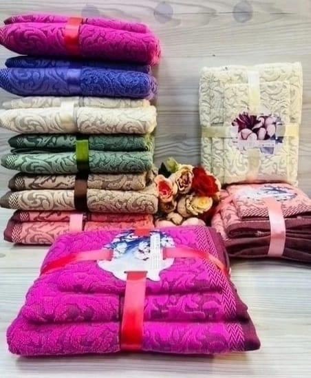 полотенца ,комплект полотенец,комплект из трех полотенец,полотенца оптом,набор полотенец