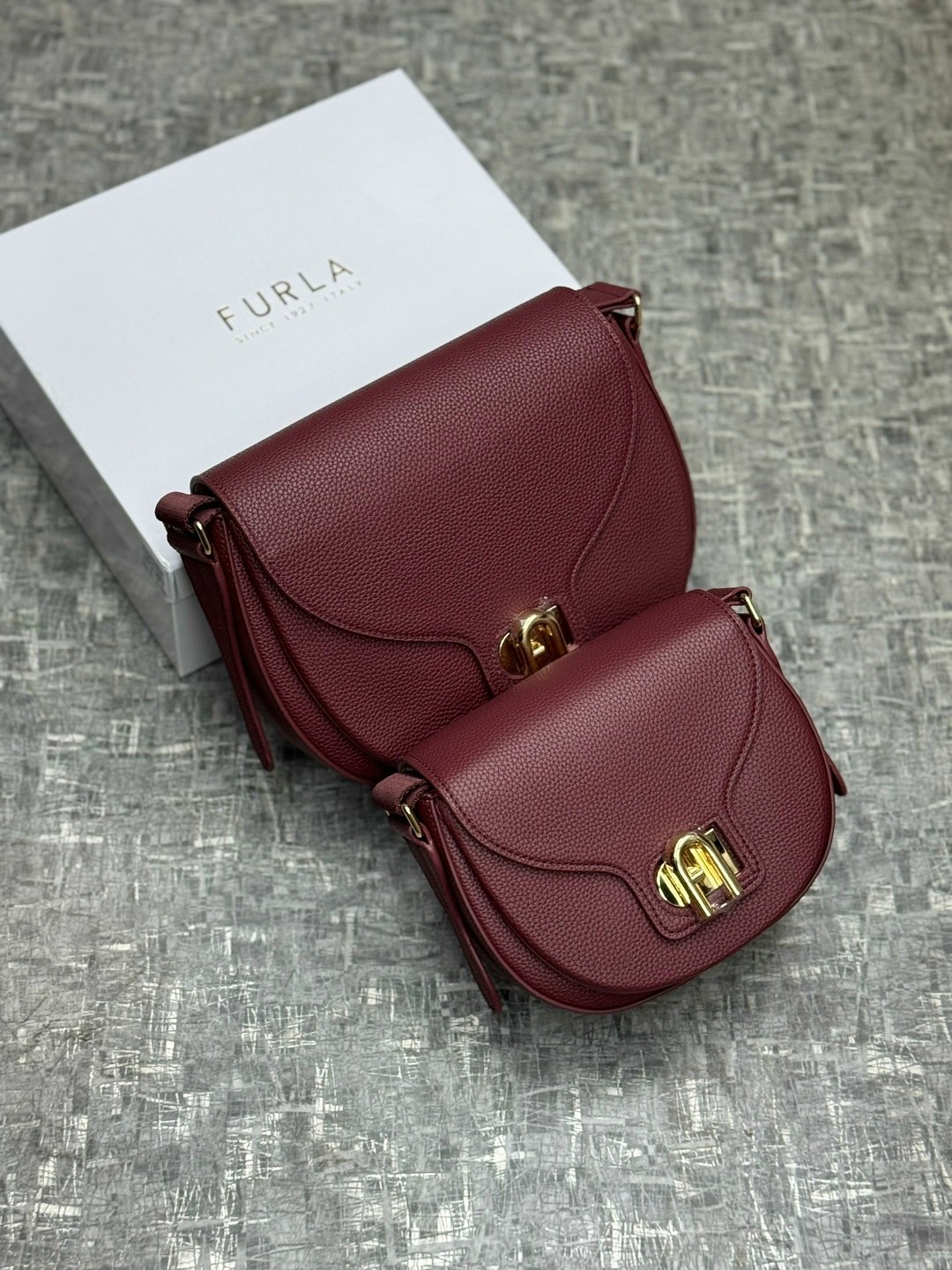 сумки,сумки женская,сумка,сумки для женщин,furla сумка женская