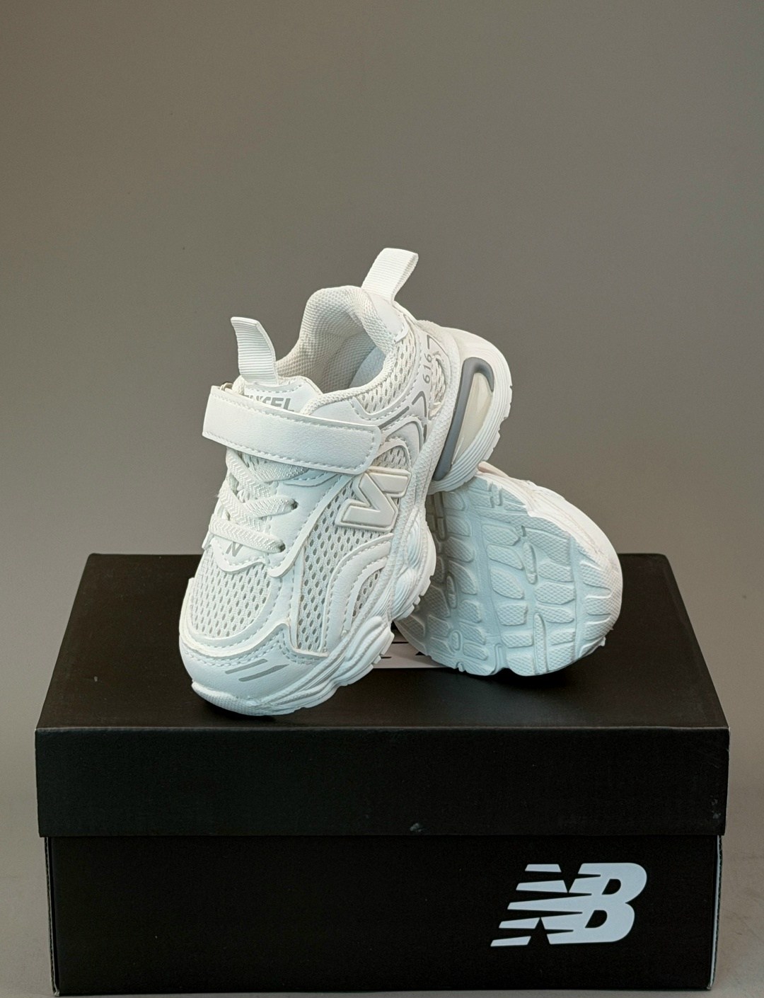 детские кроссовки,кроссовки для детей,кроссовка детская,кроссовки,белые кроссовки