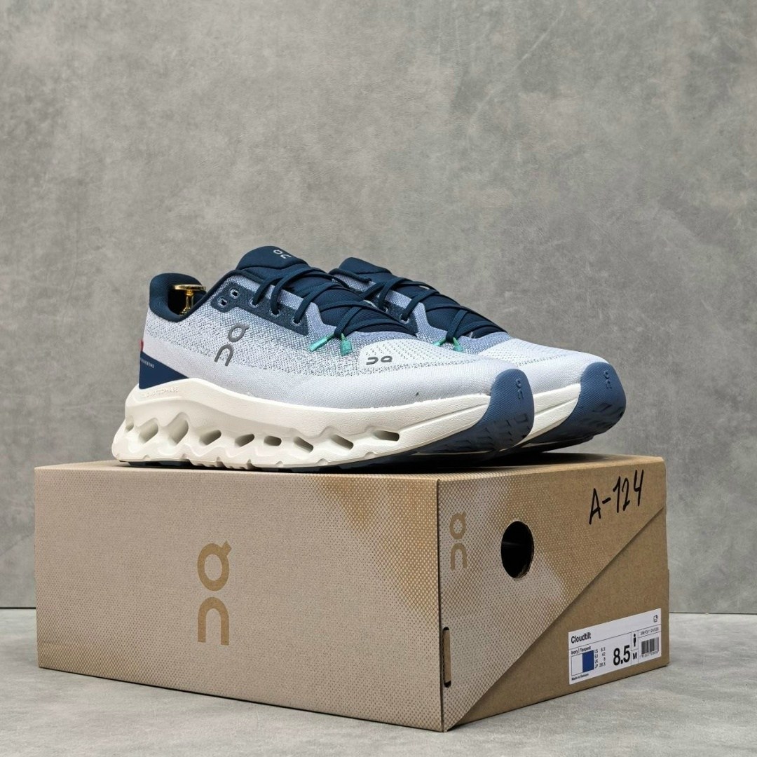 ,спортивные кроссовки,кроссовки,спортивная ,повседневные кроссовки